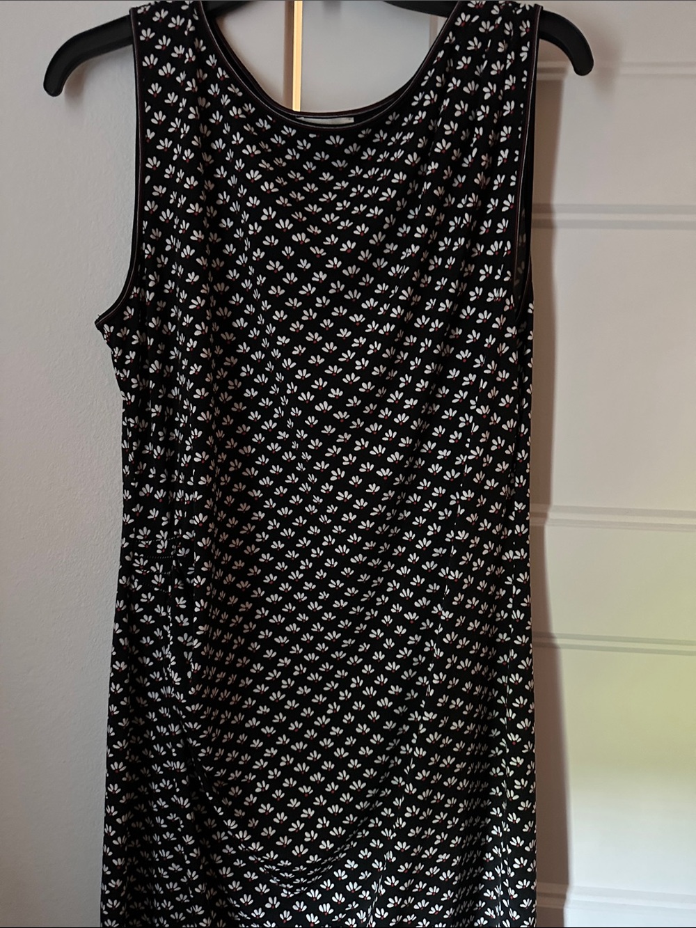 Max Studio Black and White Sleeveless Midi Dress - Picture 3 of 4